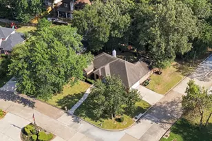 101 Lakeside Dr, Conroe, TX 77356 - Photo 33