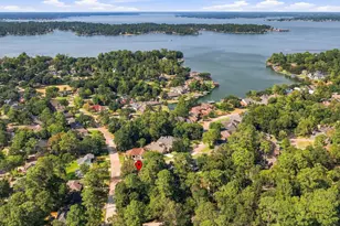 101 Lakeside Dr, Conroe, TX 77356 - Photo 35