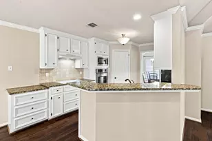 101 Lakeside Dr, Conroe, TX 77356 - Photo 15