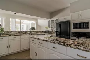 11423 Wickersham Ln, Houston, TX 77077 - Photo 5