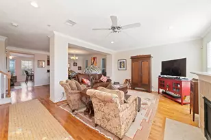 1807 Stacy Crest, Houston, TX 77008 - Photo 9