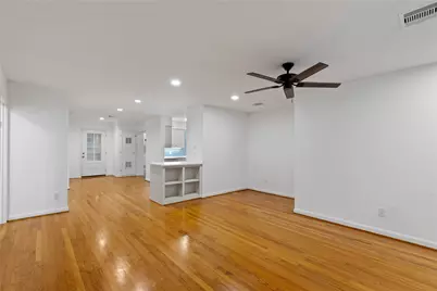 1422 Hewitt Drive, Houston, TX 77018 - Photo 3