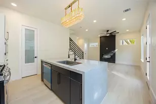 7125 England St, Houston, TX 77021 - Photo 9