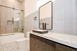 7218 Schiller St, Houston, TX 77055 - Photo 29