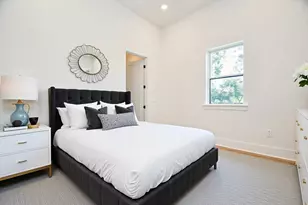 7218 Schiller St, Houston, TX 77055 - Photo 33