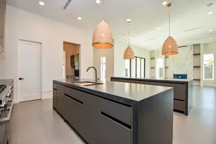 7218 Schiller St, Houston, TX 77055 - Photo 25