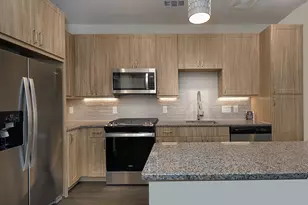 8900 Six Pines Dr, The Woodlands, TX 77380 - Photo 5