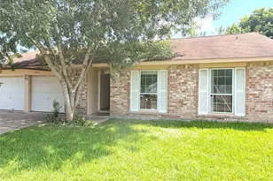 1822 Oaklawn St, Sugar Land, TX 77498 - Photo 1