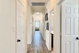10122 Mariposa Stream Ct, Houston, TX 77044 - Photo 9