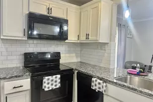 19 4th Ave N, Texas City, TX 77590 - Photo 3