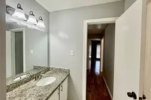 2019 Place Rebecca Ln, Houston, TX 77090 - Photo 23