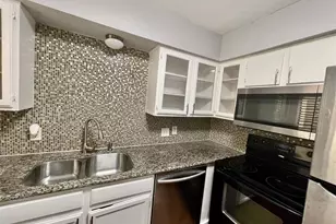 2019 Place Rebecca Ln, Houston, TX 77090 - Photo 7