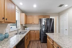 1419 Lamplight Trail Dr, Katy, TX 77450 - Photo 11