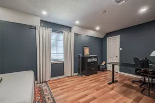 15211 Camino Del Sol Dr, Houston, TX 77083 - Photo 37