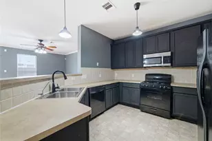 8030 Singing Sonnet Ln, Houston, TX 77072 - Photo 7