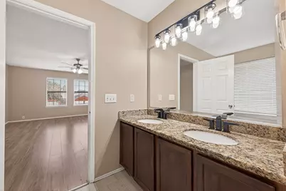 15007 Sugar Sands Drive, Sugar Land, TX 77498 - Photo 45