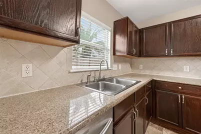 15007 Sugar Sands Drive, Sugar Land, TX 77498 - Photo 21