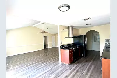 1602 Dixie Hollow Street, Pearland, TX 77581 - Photo 9