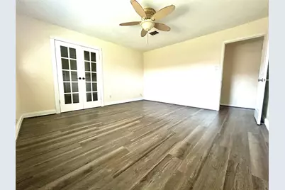 1602 Dixie Hollow Street, Pearland, TX 77581 - Photo 11