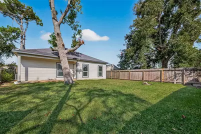 2609 Boss Street, La Marque, TX 77568 - Photo 31