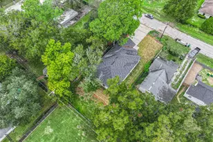 2609 Boss St, La Marque, TX 77568 - Photo 33