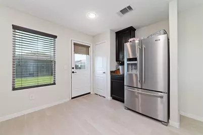 6803 Cortenridge Lane, Houston, TX 77048 - Photo 11