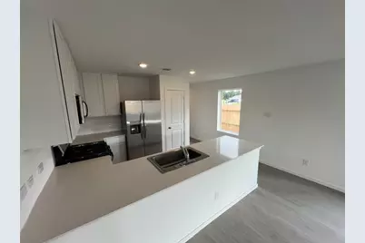 20027 Iron Winds Street, Crosby, TX 77532 - Photo 9
