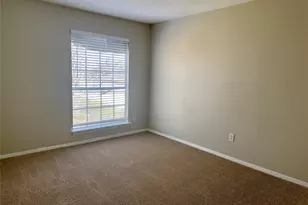 10168 Beekman Pl Dr, Houston, TX 77043 - Photo 11