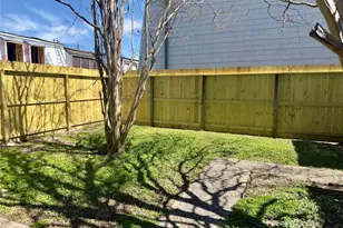 10168 Beekman Pl Dr, Houston, TX 77043 - Photo 13