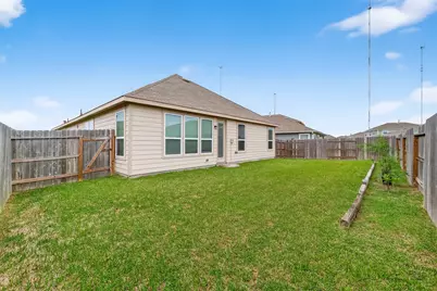 2023 Katalonia Lane, Fresno, TX 77545 - Photo 19