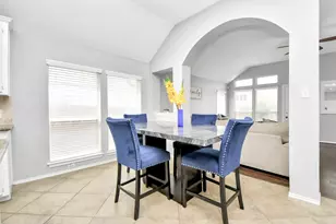 13115 Baron Hollow Ct, Houston, TX 77014 - Photo 5