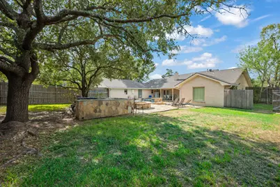 1605 Brook Hollow Drive, Bryan, TX 77802 - Photo 33