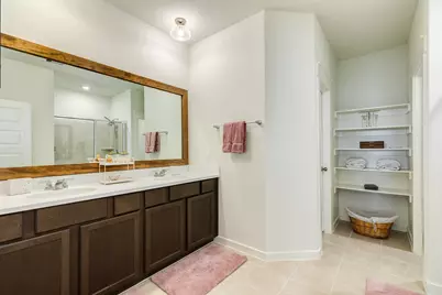205 Laura Leigh Lane, Angleton, TX 77515 - Photo 19