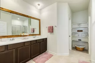 205 Laura Leigh Ln, Angleton, TX 77515 - Photo 19