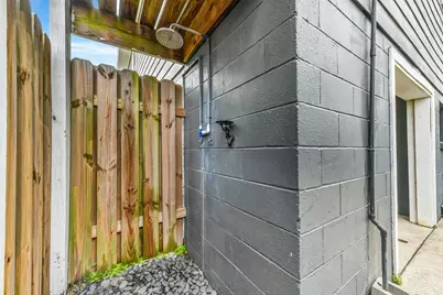 1110 64th Street, Galveston, TX 77551 - Photo 9