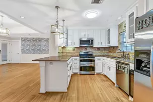 1110 64th St, Galveston, TX 77551 - Photo 19