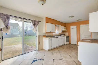 1410 Caplin Street, Houston, TX 77022 - Photo 9