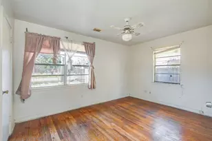 1410 Caplin St, Houston, TX 77022 - Photo 15