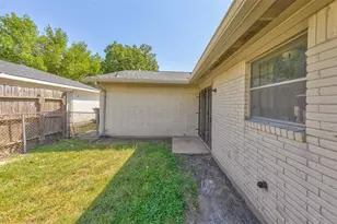 12938 S Coast Dr, Houston, TX 77047 - Photo 3