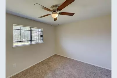 12938 S Coast Drive, Houston, TX 77047 - Photo 21