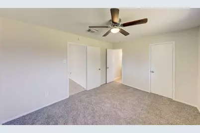 12938 S Coast Drive, Houston, TX 77047 - Photo 23