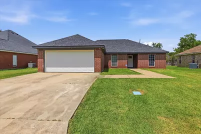 4406 Highland Avenue, Orange, TX 77632 - Photo 1