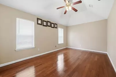 4406 Highland Avenue, Orange, TX 77632 - Photo 9