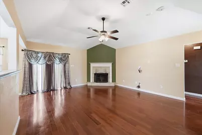 4406 Highland Avenue, Orange, TX 77632 - Photo 3