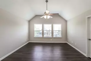 8238 Fuqua Gardens Dr, Houston, TX 77075 - Photo 9