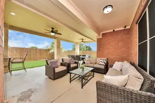 5400 Village Ln, Baytown, TX 77521 - Photo 39
