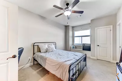 1325 W 24th Street #D, Houston, TX 77008 - Photo 29