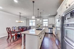 1325 W 24th St, Houston, TX 77008 - Photo 13