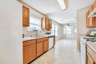 8706 Rainesville Ln Ln, Houston, TX 77075 - Photo 5