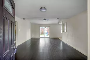 29318 Waltham St, Spring, TX 77386 - Photo 3